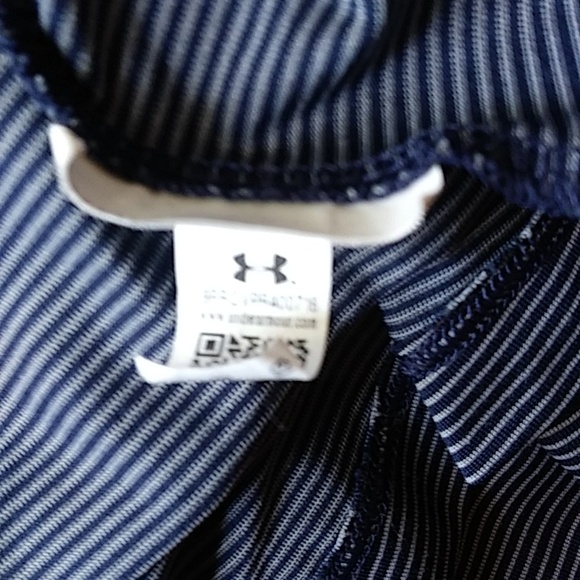 Under Armour Blue Stripes Pullover Long Sleeves Workout Top. Size M - Picture 15 of 17